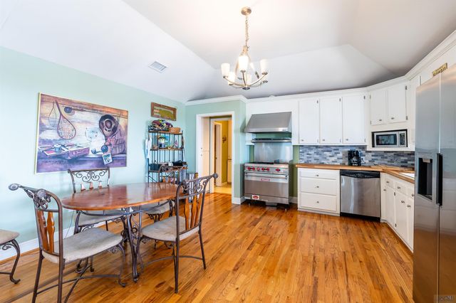 8213 Redfish St, Chauvin, LA 70344