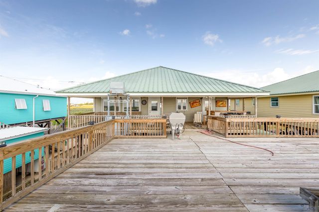 8213 Redfish St, Chauvin, LA 70344