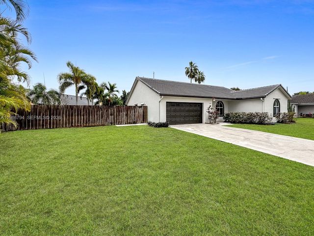 15041 SW 147th Pl, Miami, FL 33196