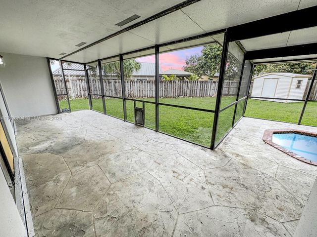 15041 SW 147th Pl, Miami, FL 33196