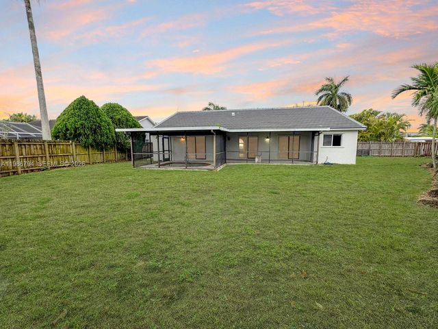 15041 SW 147th Pl, Miami, FL 33196