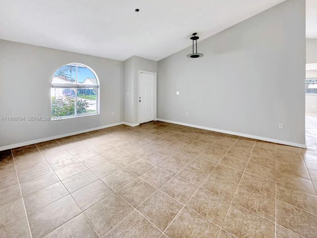 15041 SW 147th Pl, Miami, FL 33196