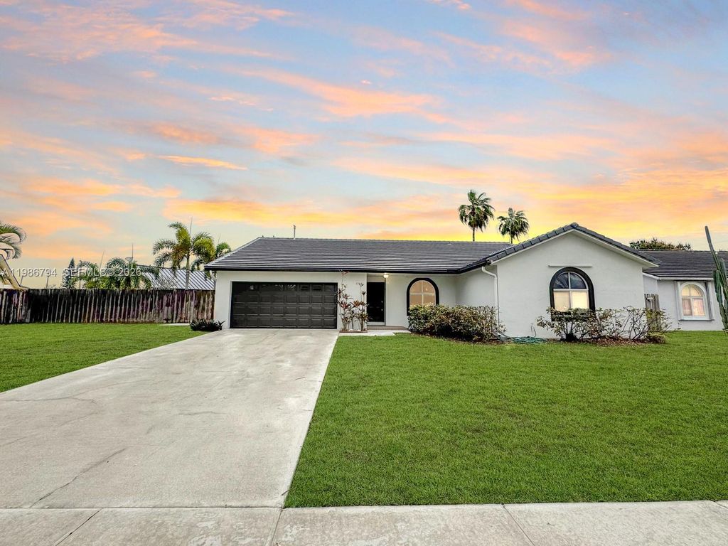 15041 SW 147th Pl, Miami, FL 33196