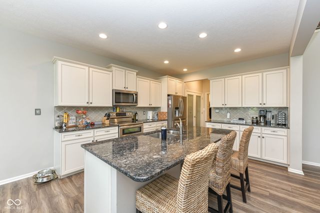8465 Abernethy Lane, Brownsburg, IN 46112