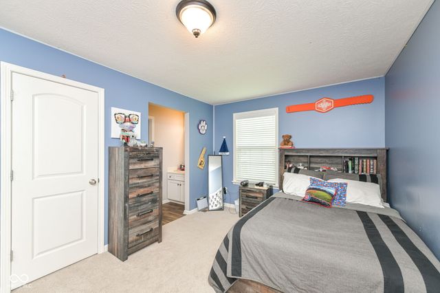 8465 Abernethy Lane, Brownsburg, IN 46112