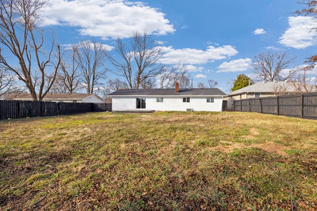 108 W Walnut Street, Nixa, MO 65714