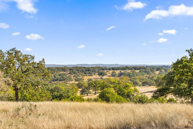 2482 Ranch Road 2721, Blanco, TX 78636