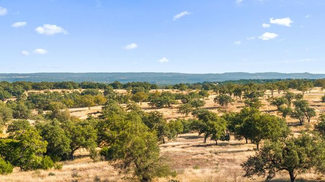 2482 Ranch Road 2721, Blanco, TX 78636