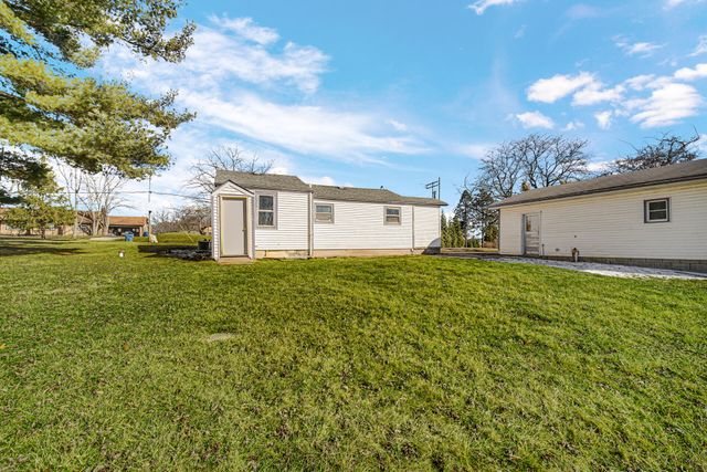 226 N 500 W, Valparaiso, IN 46385