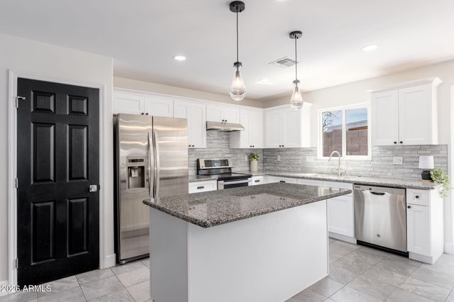 7238 W PALO VERDE Avenue, Peoria, AZ 85345