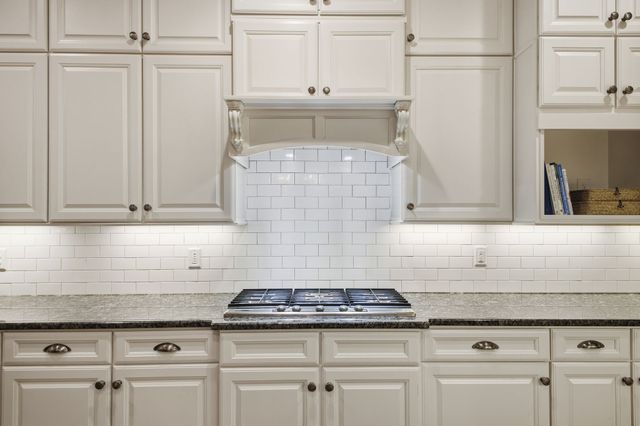 1816 Tiverton Pl, Brentwood, TN 37027