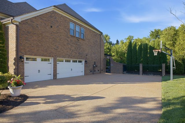 1816 Tiverton Pl, Brentwood, TN 37027