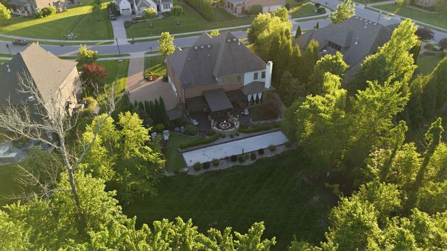 1816 Tiverton Pl, Brentwood, TN 37027