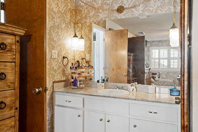 4400 Esmond Dr, Odessa, TX 79762