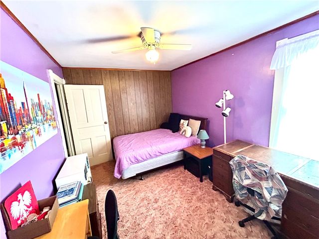 1206 Chestnut St, Connellsville, PA 15425