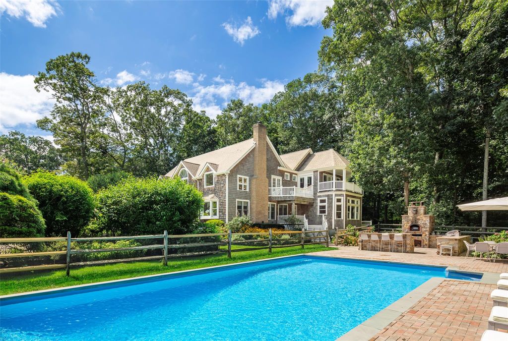 652 Noyack Path, Water Mill, NY 11976