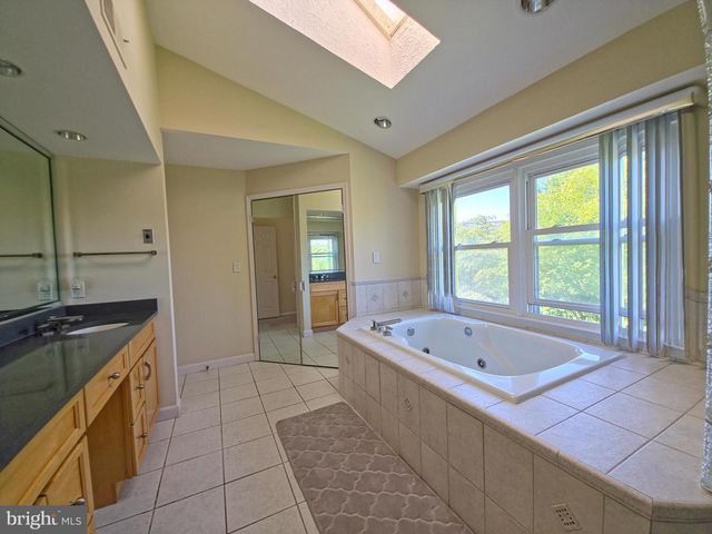 14440 STONEBRIDGE VIEW DR, Gaithersburg, MD 20878