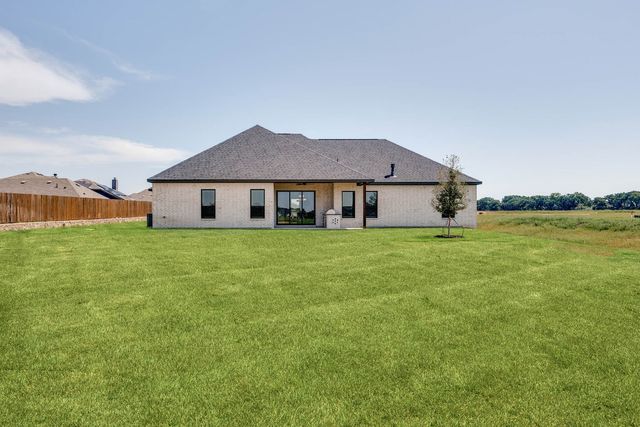 106 Wild Plum Drive, Krugerville, TX 76227