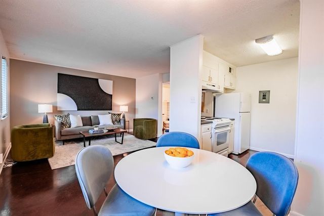 3914 Avenue D 207, Austin, TX 78751