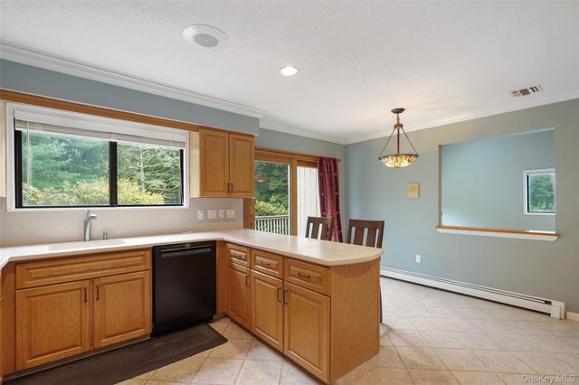 152 Arbor Crest, Somers, NY 10589