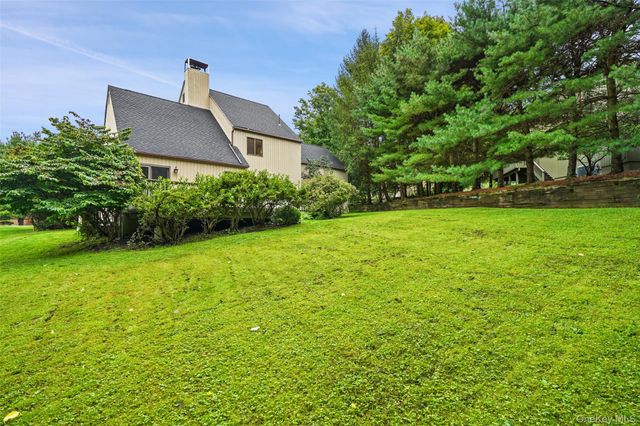 152 Arbor Crest, Somers, NY 10589