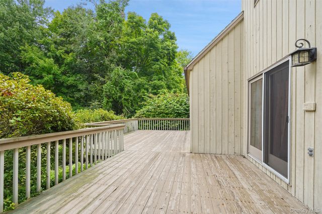 152 Arbor Crest, Somers, NY 10589