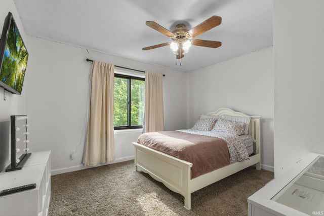 518 Redbud Lane, Middlebury, IN 46540