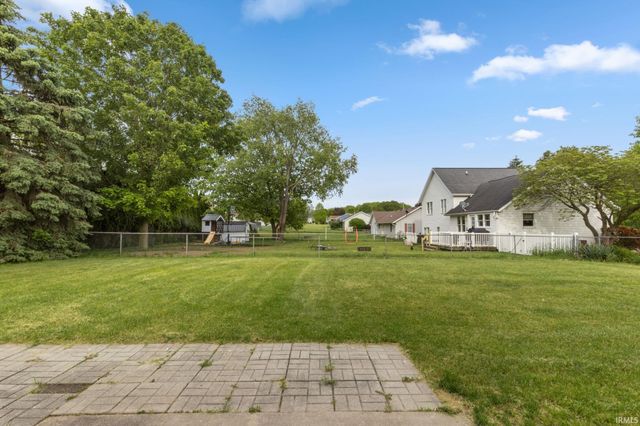 518 Redbud Lane, Middlebury, IN 46540