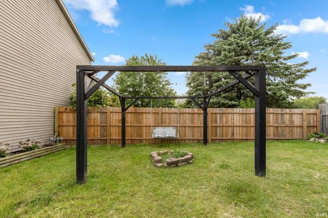 518 Redbud Lane, Middlebury, IN 46540