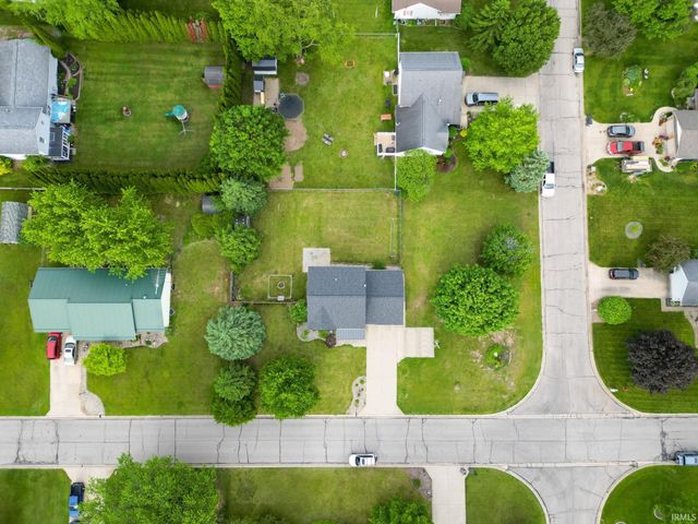 518 Redbud Lane, Middlebury, IN 46540