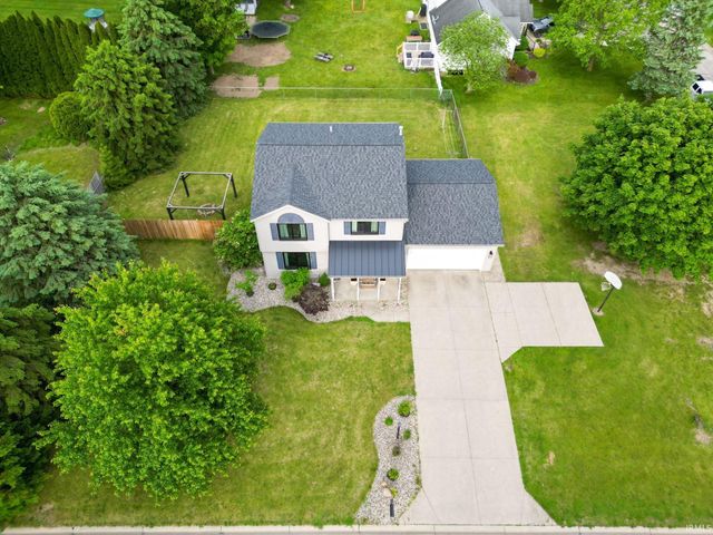 518 Redbud Lane, Middlebury, IN 46540