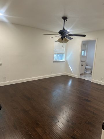 5408 Cortez Drive, Granbury, TX 76049