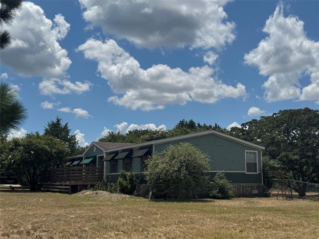 106 Tiger Woods DR, Bastrop, TX 78602