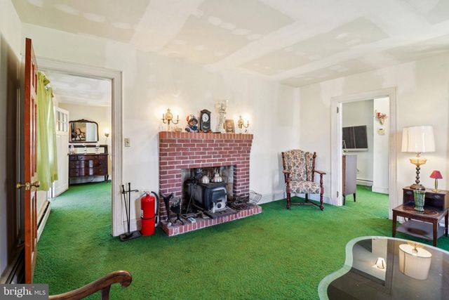 1475 CHILTON RD, Montross, VA 22520