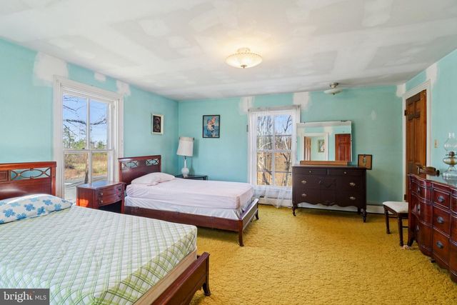 1475 CHILTON RD, Montross, VA 22520