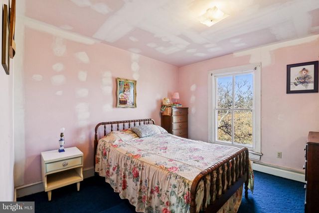 1475 CHILTON RD, Montross, VA 22520