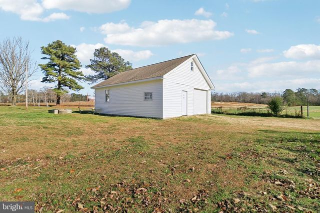 1475 CHILTON RD, Montross, VA 22520