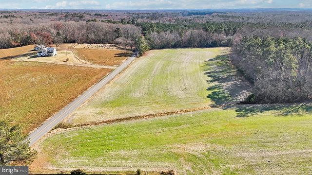 1475 CHILTON RD, Montross, VA 22520