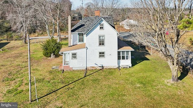 1475 CHILTON RD, Montross, VA 22520