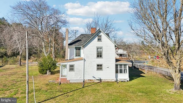 1475 CHILTON RD, Montross, VA 22520