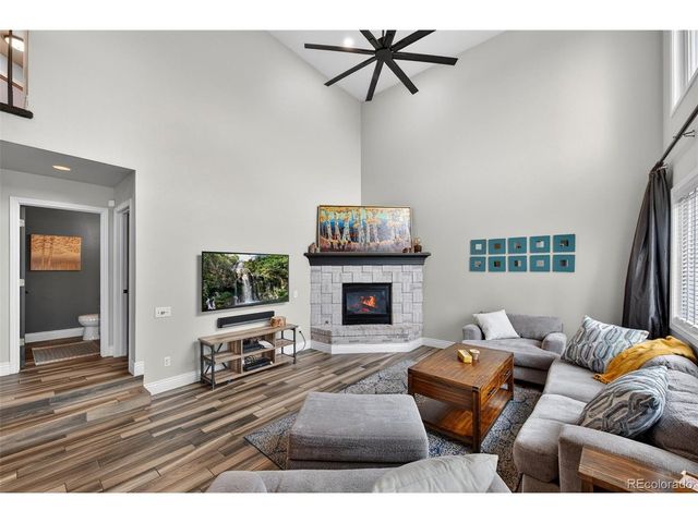 28 Desert Willow Ln, Littleton, CO 80127