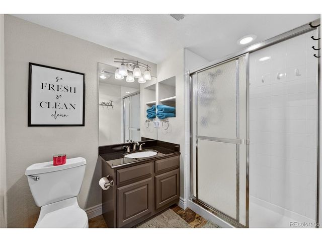 28 Desert Willow Ln, Littleton, CO 80127