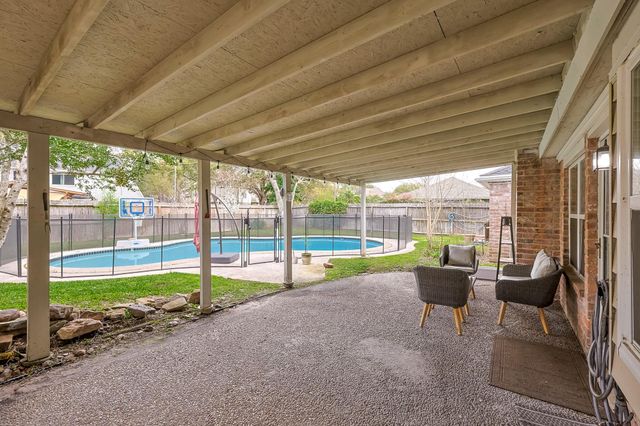 20530 Manette Drive, Katy, TX 77450