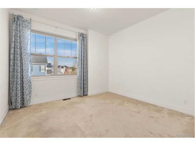 8518 E 54th Pl, Denver, CO 80238
