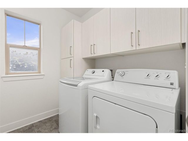 8518 E 54th Pl, Denver, CO 80238