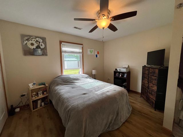 212 N Deborah Dr Apt A, Fremont, IN 46737