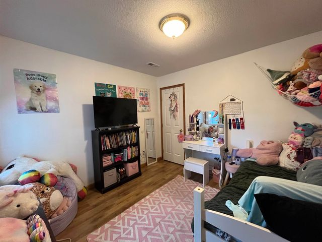 212 N Deborah Dr Apt A, Fremont, IN 46737