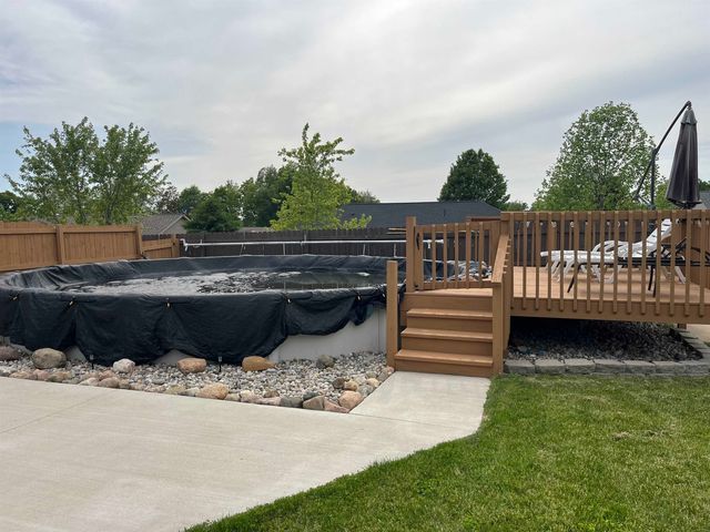 212 N Deborah Dr Apt A, Fremont, IN 46737