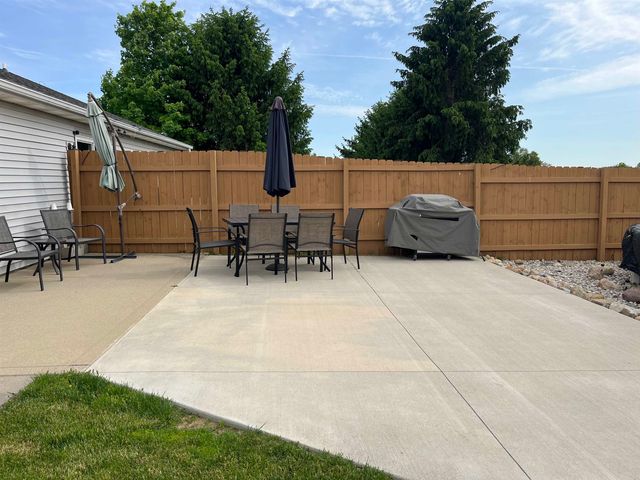 212 N Deborah Dr Apt A, Fremont, IN 46737