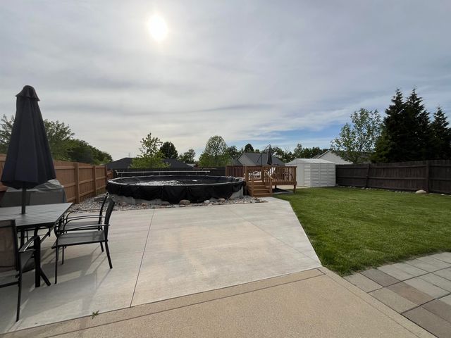 212 N Deborah Dr Apt A, Fremont, IN 46737